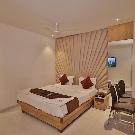 Hotel Stay Inn Navi Mumbai Exteriör bild