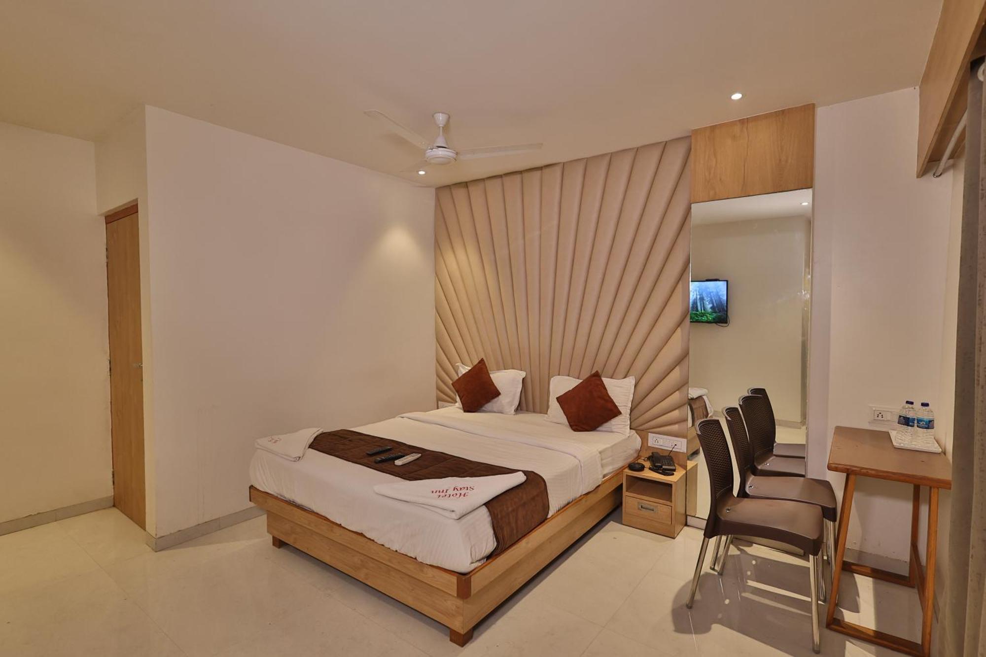 Hotel Stay Inn Navi Mumbai Exteriör bild