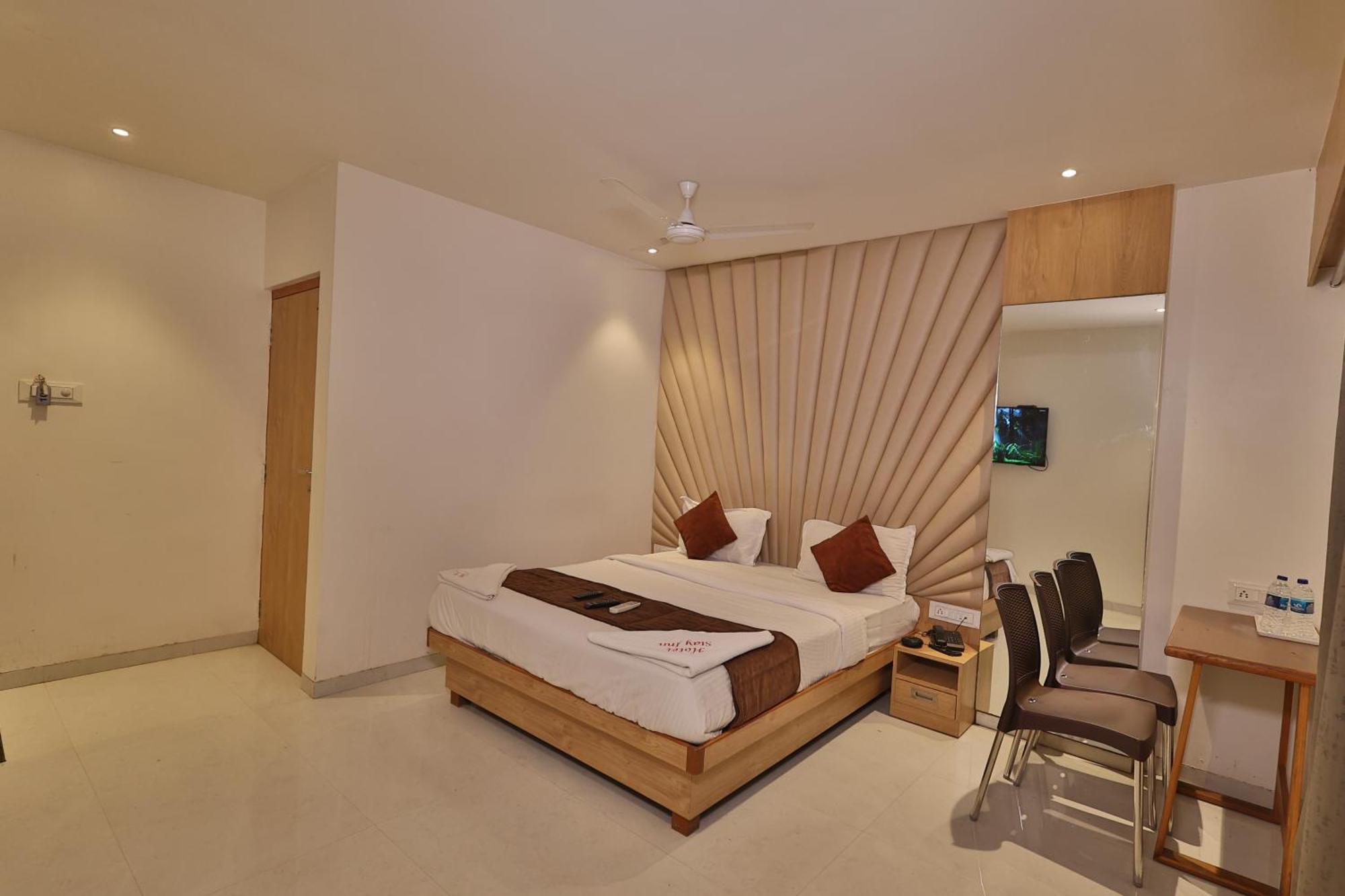 Hotel Stay Inn Navi Mumbai Exteriör bild