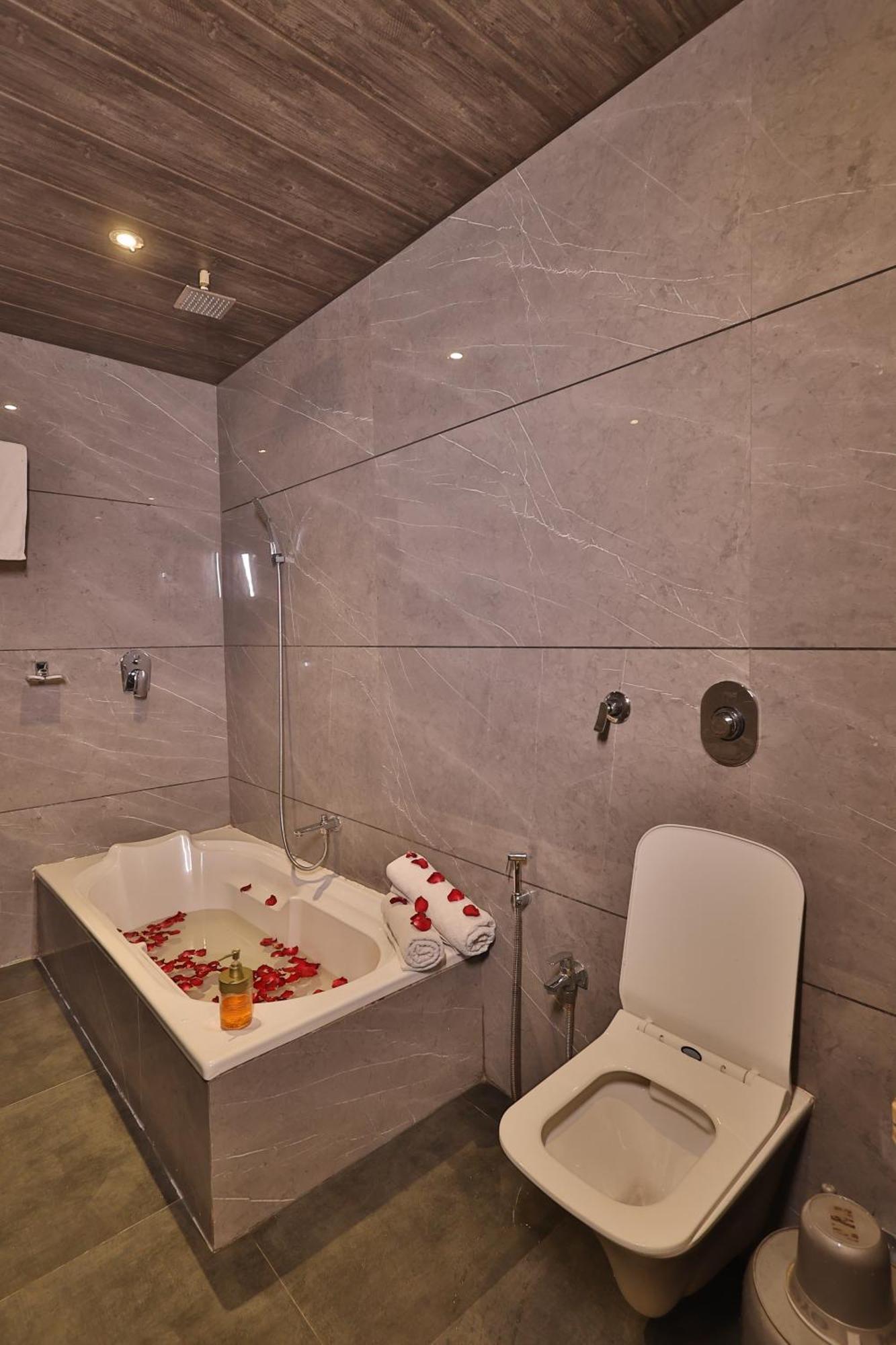 Hotel Stay Inn Navi Mumbai Exteriör bild