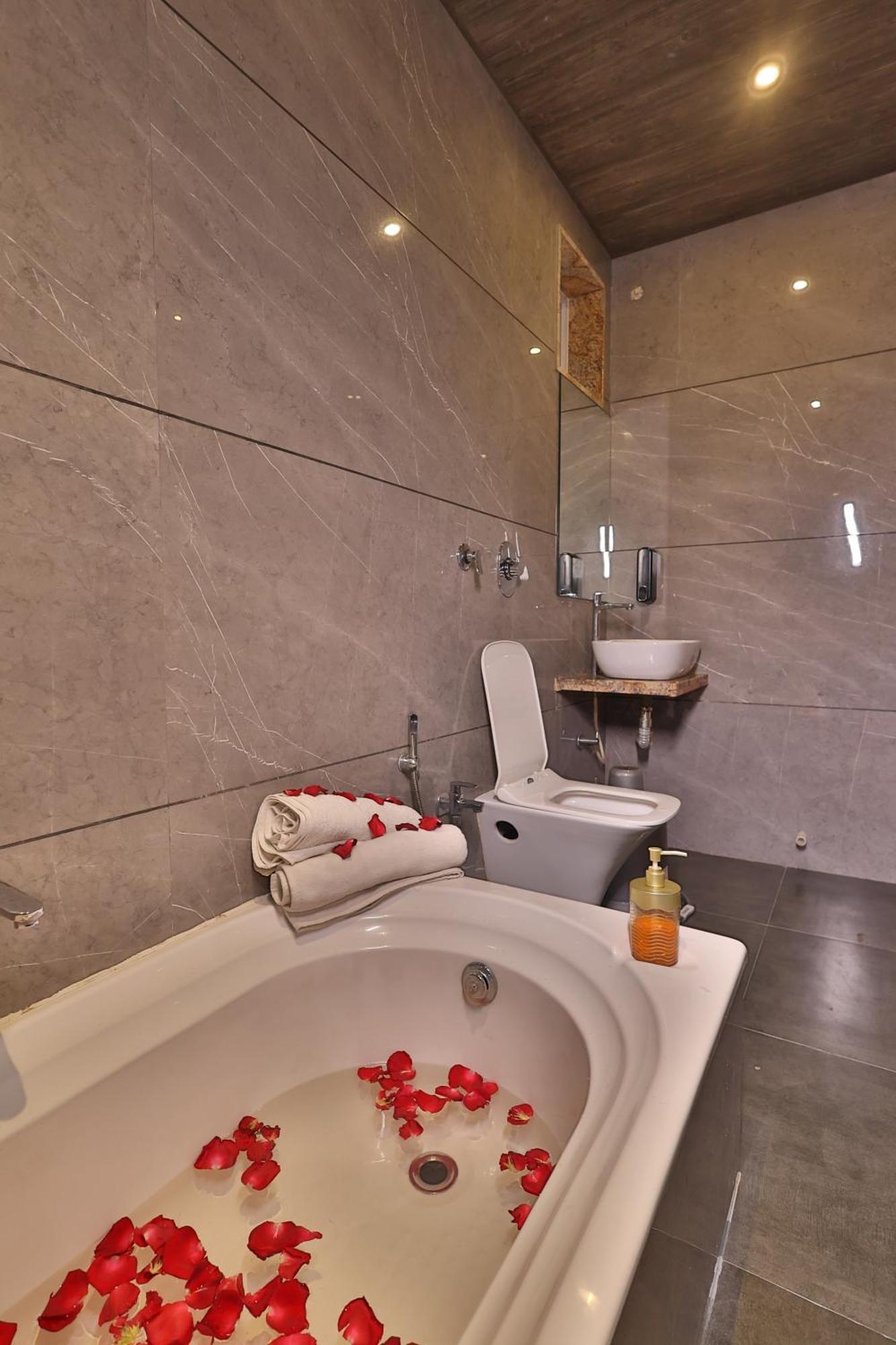 Hotel Stay Inn Navi Mumbai Exteriör bild